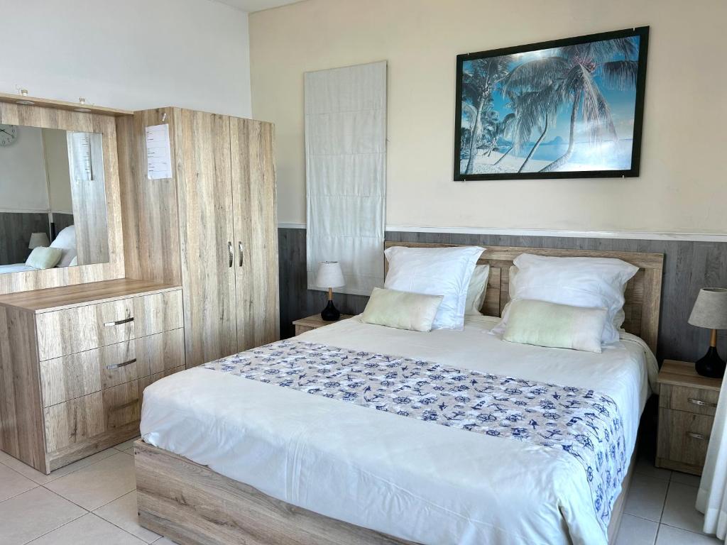 Blue Beryl Guest House - 17