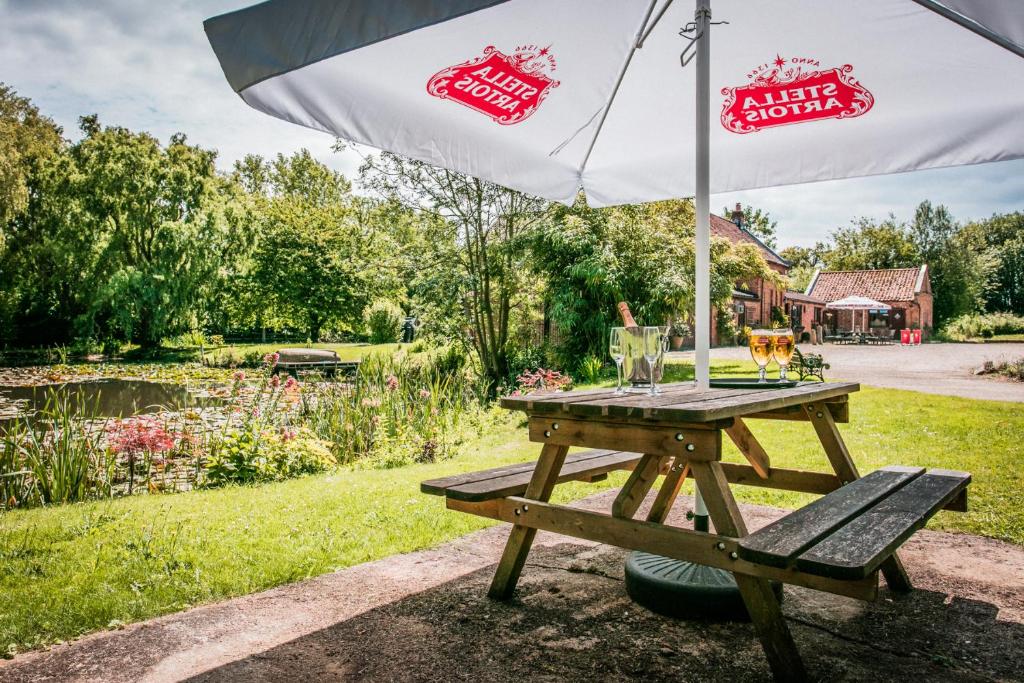 The Barking Buck - Resim 8