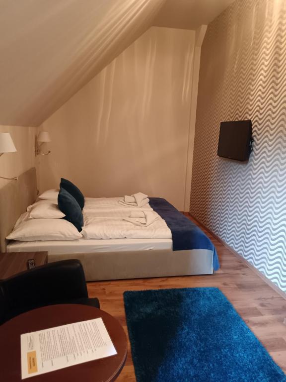 Postel nebo postele na pokoji v ubytování THANHOFFER - HORTHY Villa