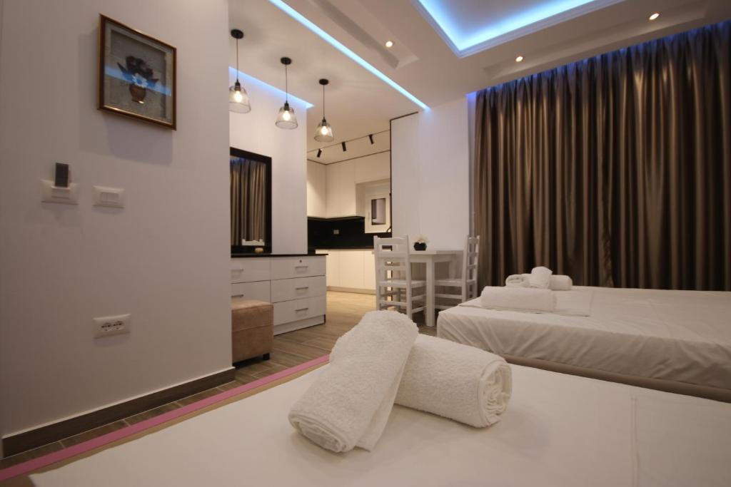Postel nebo postele na pokoji v ubytování Klea Rooms