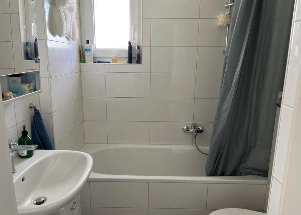 5 mins from Stadion Letzigrund - Resim 2