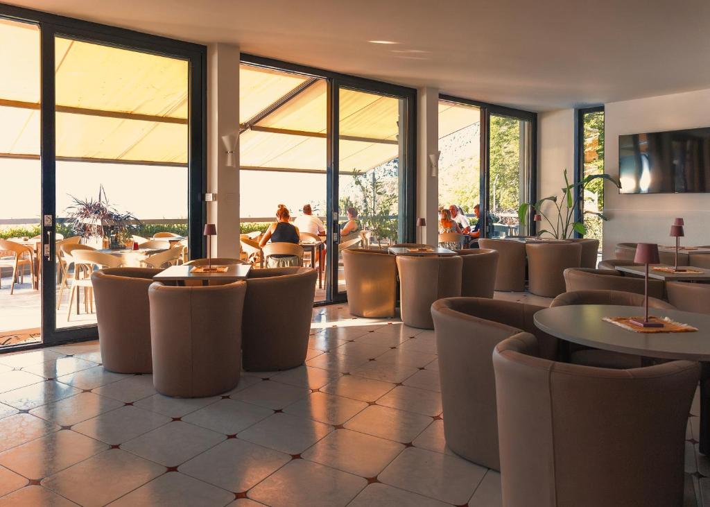 Posezení v ubytování Wind Hotel