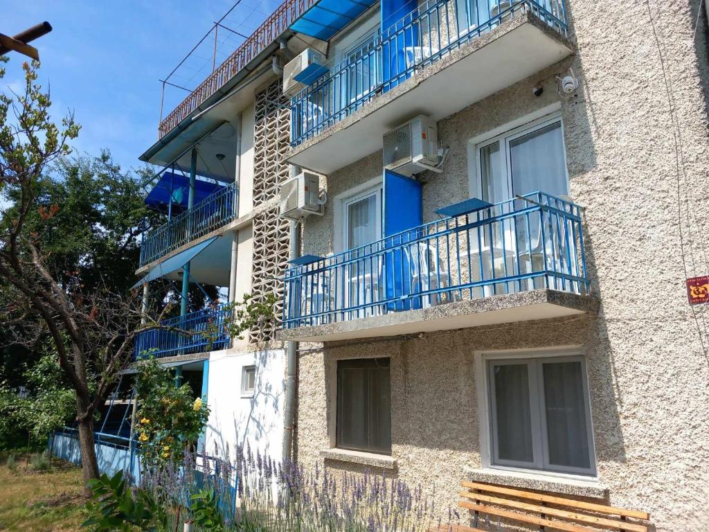 Fotografie z fotogalerie ubytování Лятна вила Генчеви град Обзор v destinaci Obzor