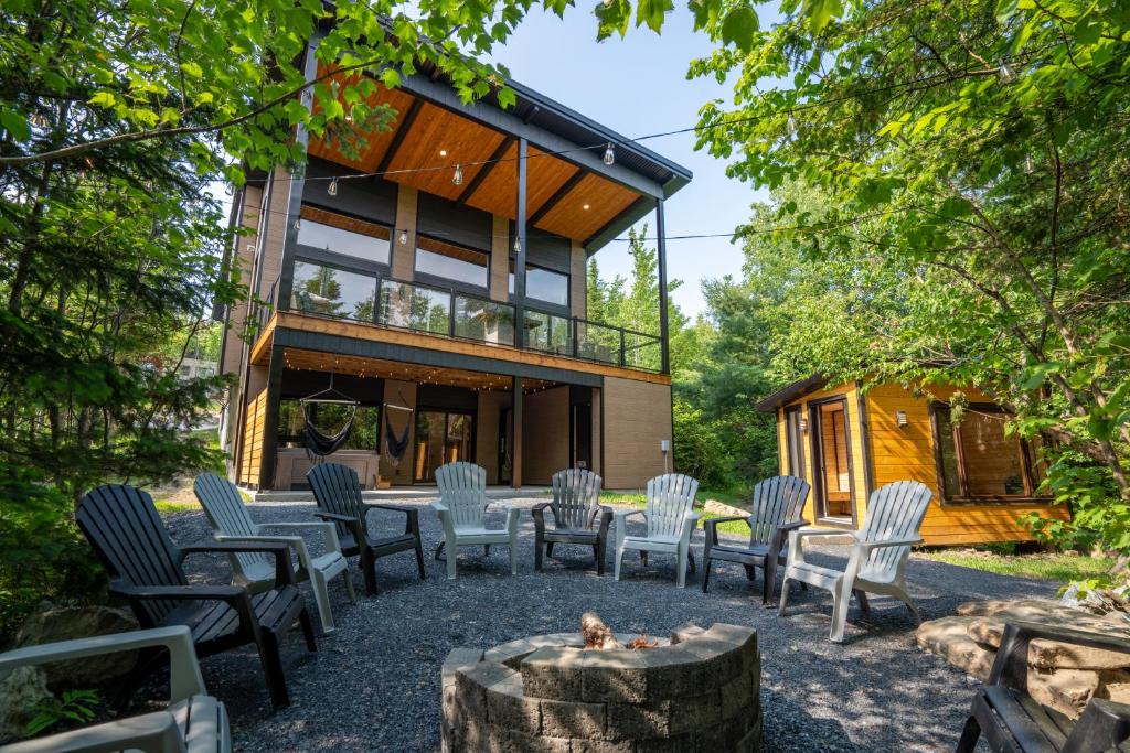 Κήπος έξω από το Évasion Nature Adstock - Sauna, Ski & Spa