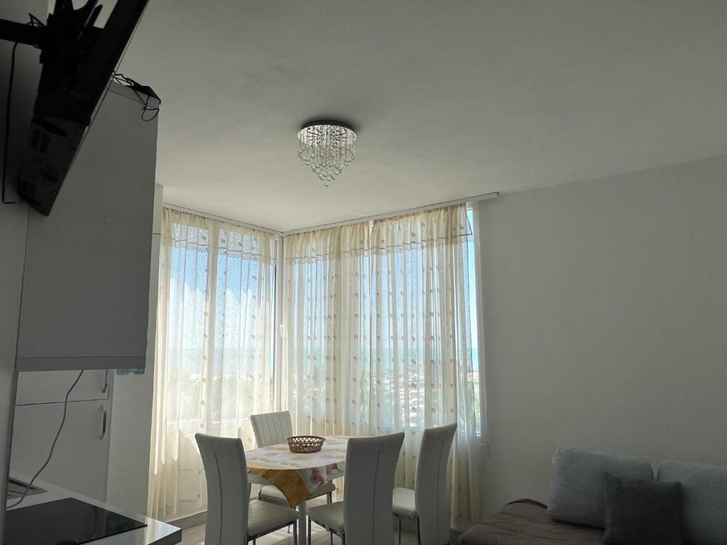 Kapri Apartaments Qerret