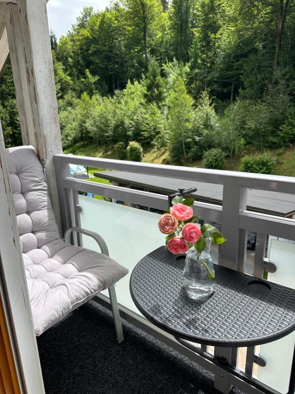 Balkón nebo terasa v ubytování Ferienwohnung Waldblick, Faaker See
