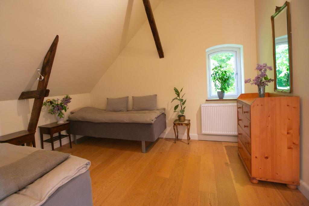 Postel nebo postele na pokoji v ubytování AvalonBnB