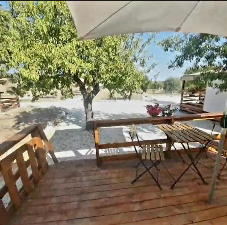 Feudo Mallav B&B Noto - Roulotte