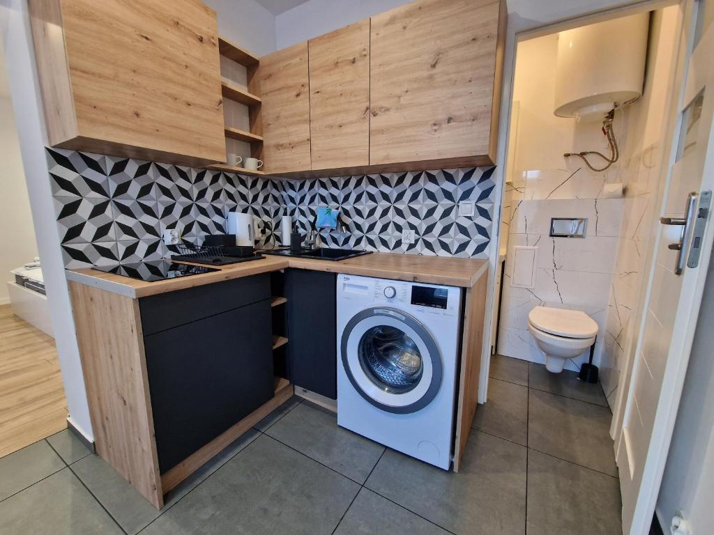Apartamenty w pełni wyposażone w CENTRUM MIASTA - Apartamento - Planta Baja