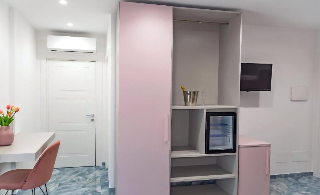 Kuchyň nebo kuchyňský kout v ubytování Maison Matie B&B Ercolano