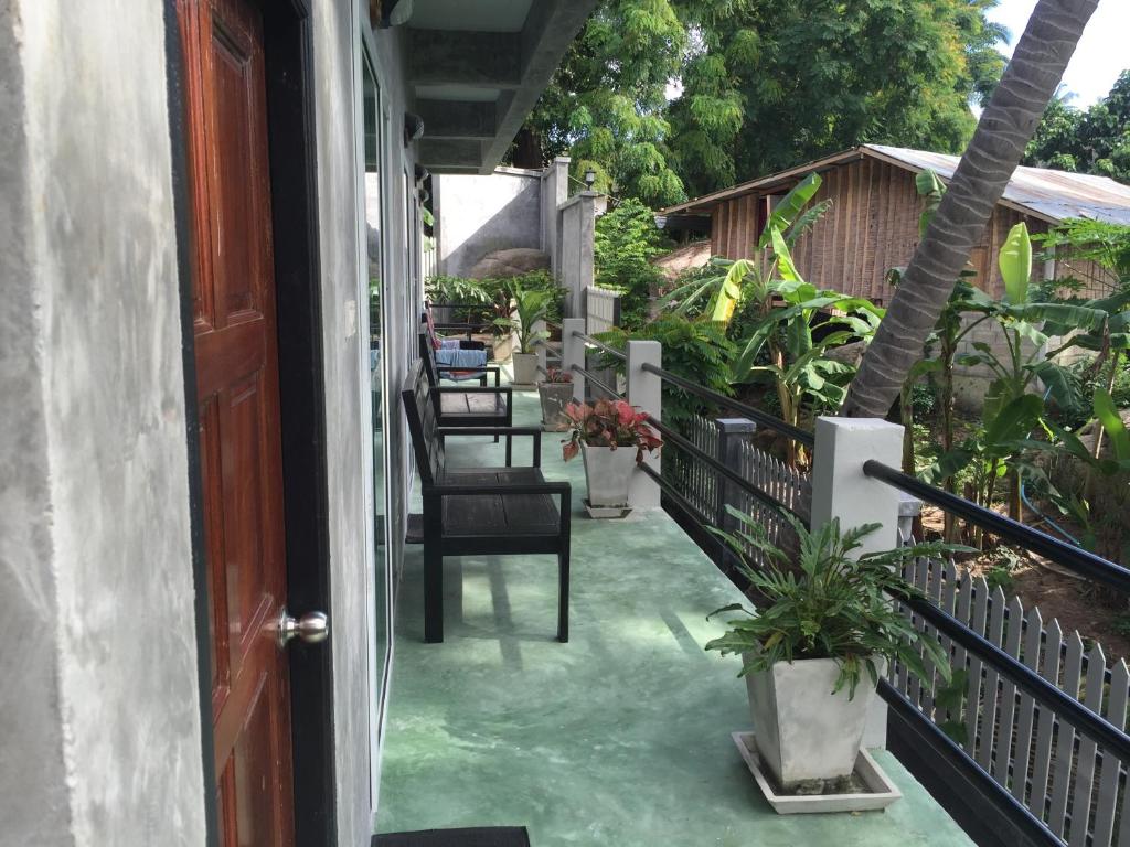 Balcone o terrazza di Baan Suan Ta Hotel