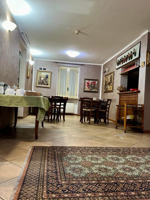 Fotografie z fotogalerie ubytování Albergo quatro pini v destinaci Pozzolengo
