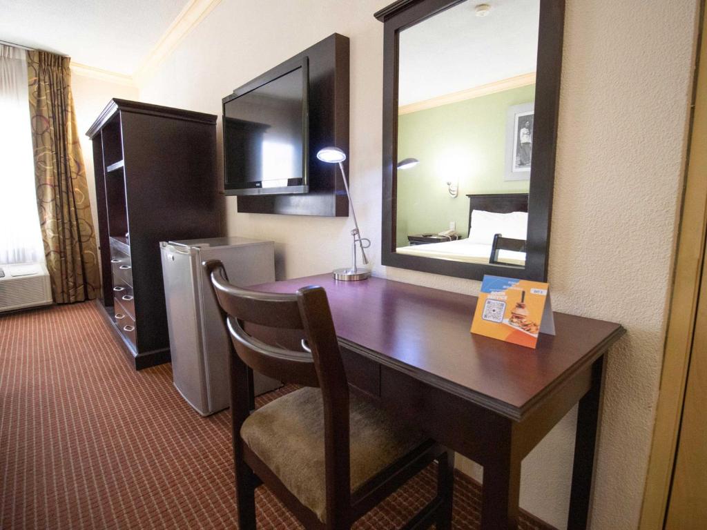 Hotel Araiza Hermosillo - Habitación Estándar King