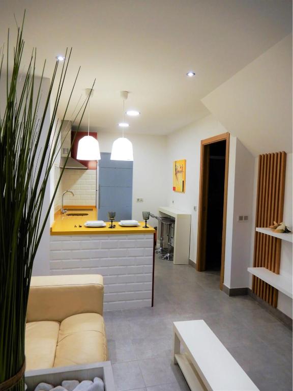 Kuchyňa alebo kuchynka v ubytovaní Romántico estudio centro de Algeciras
