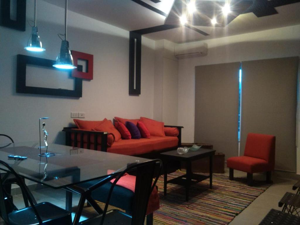Posezení v ubytování DEPARTAMENTOS BOUTIQUE DE DISEÑADOR " TERRAZA 26 " - Cochera - Vista a la montaña - CANCELACIÓN GRATUITA - SIN PAGAR POR ADELANTADO