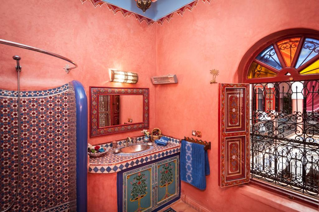 Koupelna v ubytování Riad bleu du Sud