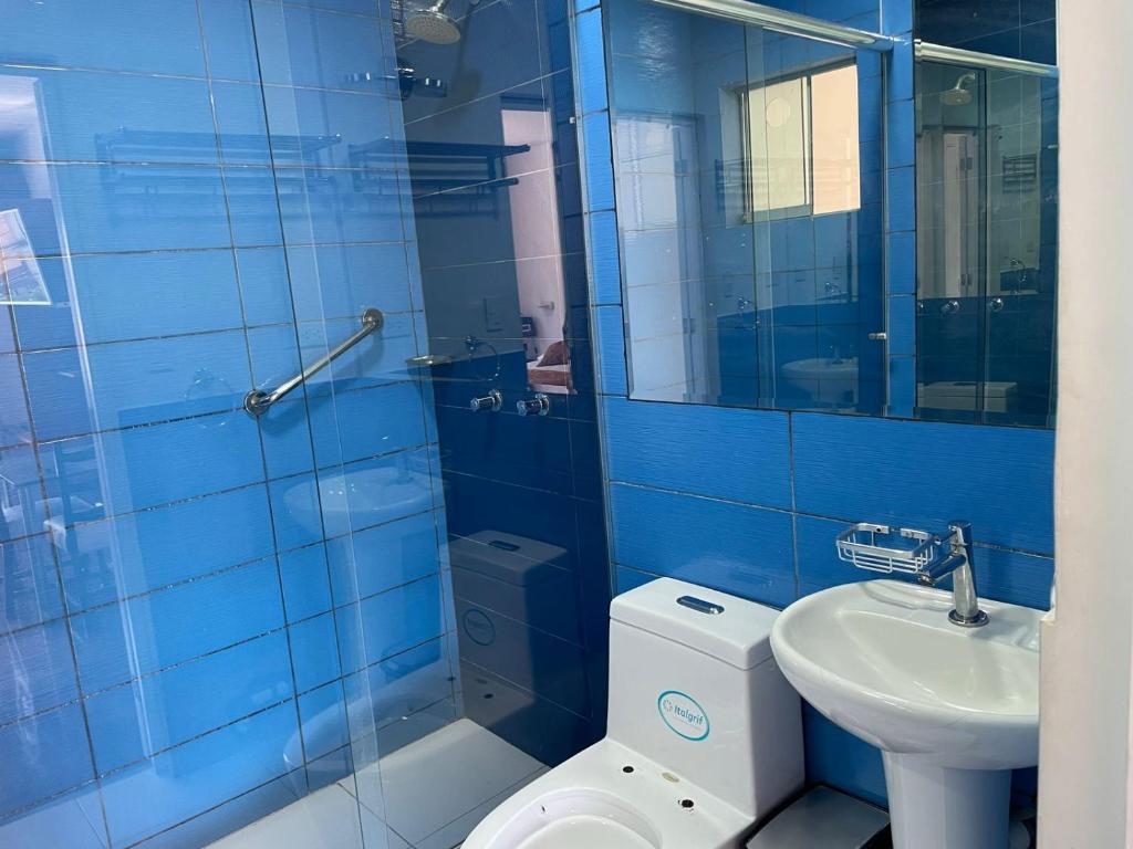 Bilik mandi di Lima HOUSE MILANI