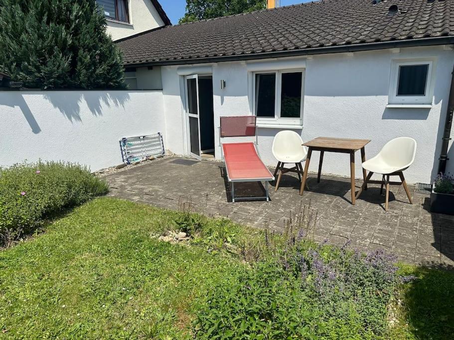 Apartment Bodensee 29 mit Küche und Garten, Friedrichshafen