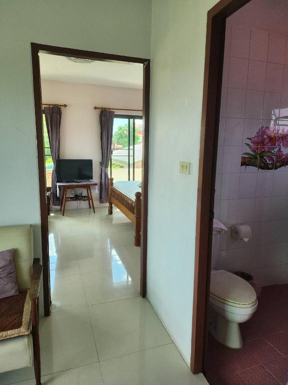 Loy Manee House - 13