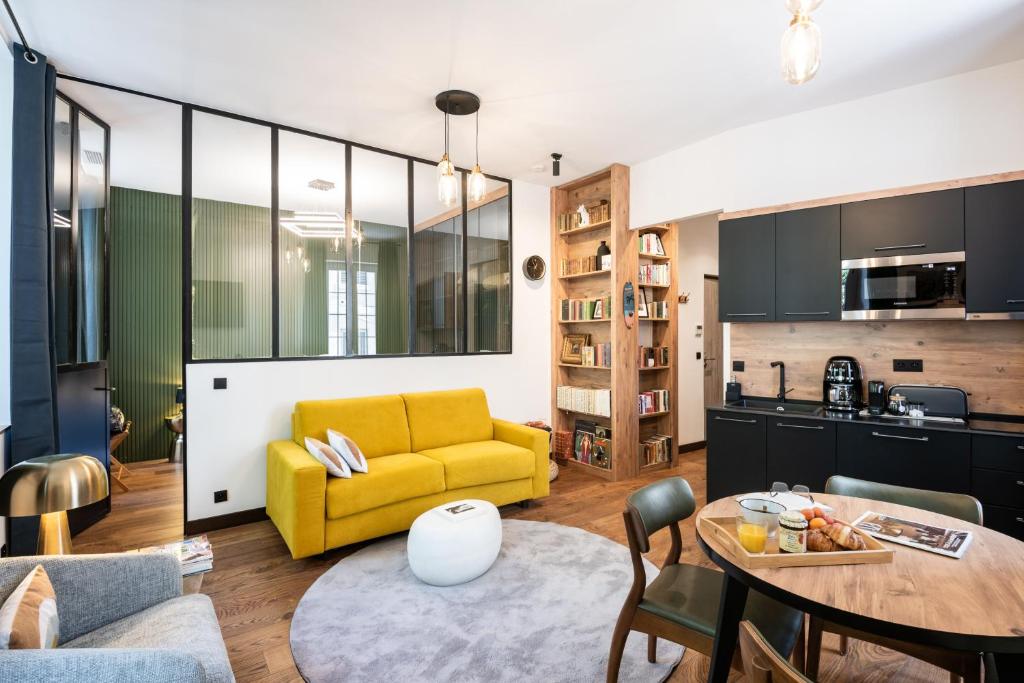 Kuchyň nebo kuchyňský kout v ubytování Les Maisons d Anthony Marseille