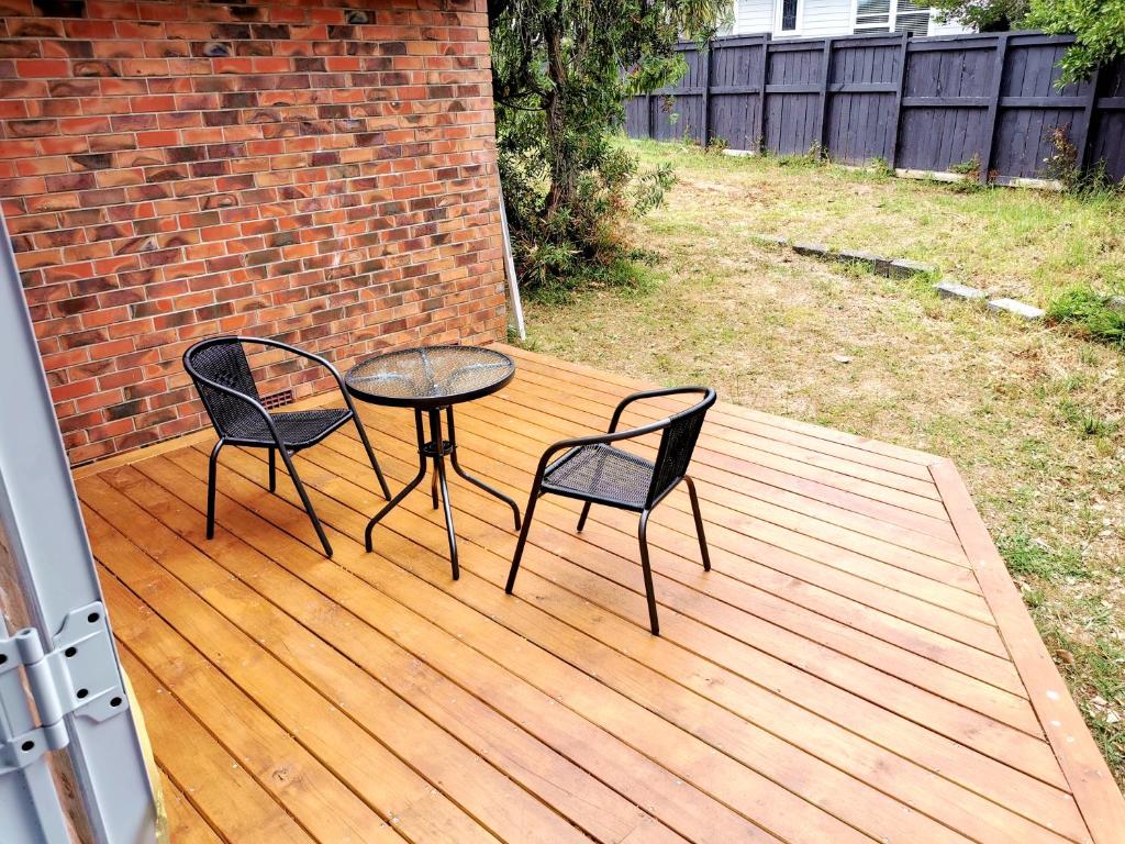 Patio nebo venkovní prostory v ubytování Separate Entry Guest Room with Private Bathroom in Forrest hill
