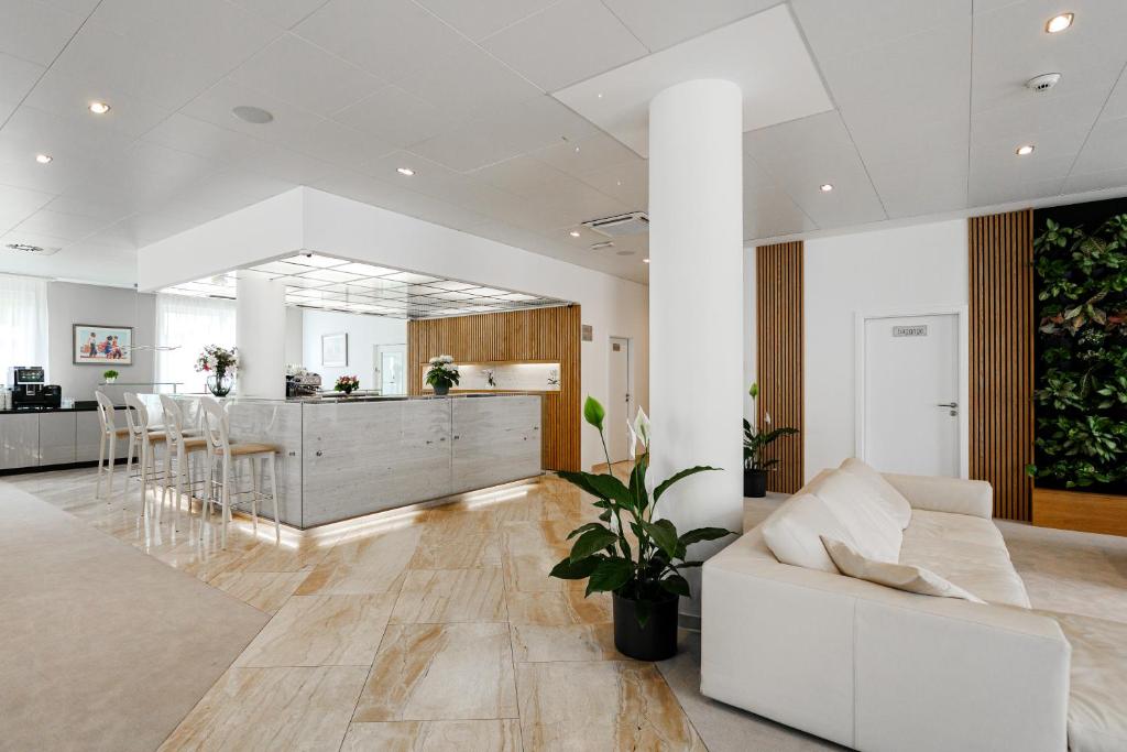 Hotel Silenzio - Resim 5