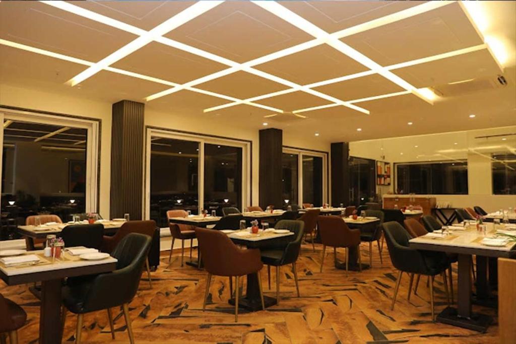 Restaurace v ubytování Baris resort Mussoorie