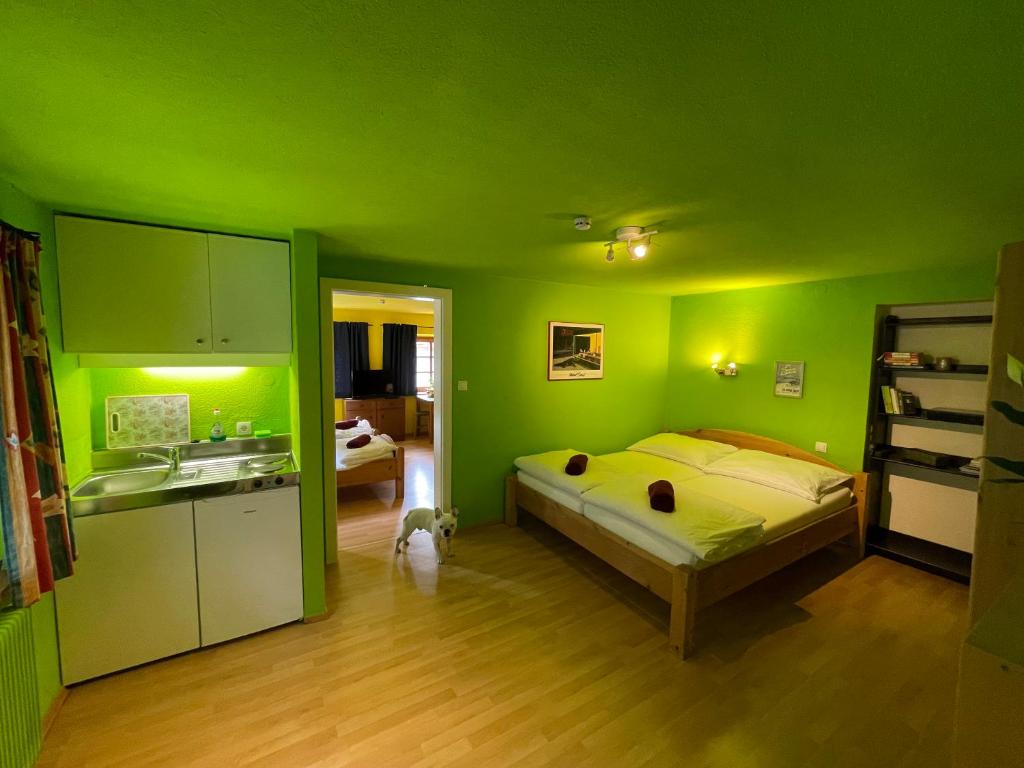 A bed or beds in a room at Ciao Amore St. Anton
