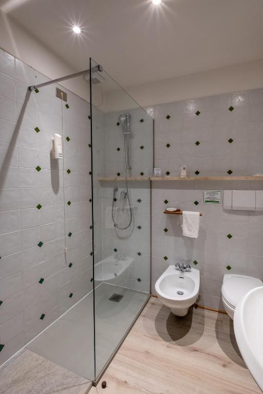 Koupelna v ubytování Hotel Garnì Zanella