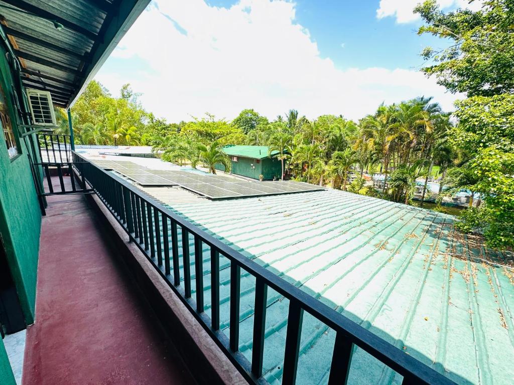 Tishan Holiday Resort - 10