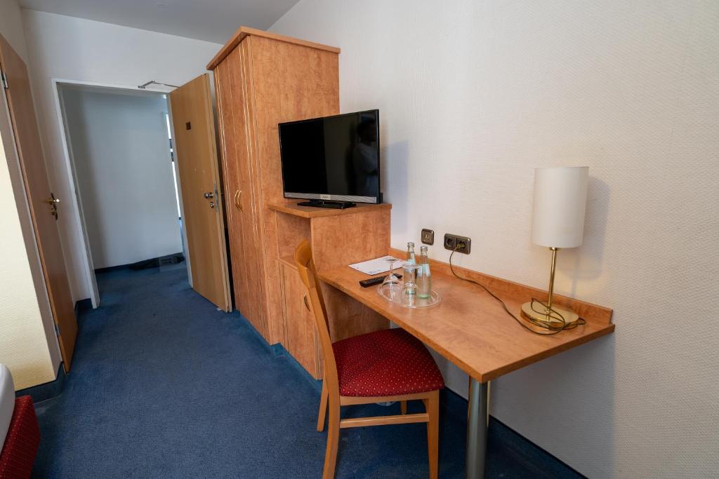 Airport Business Hotel Köln - Resim 23