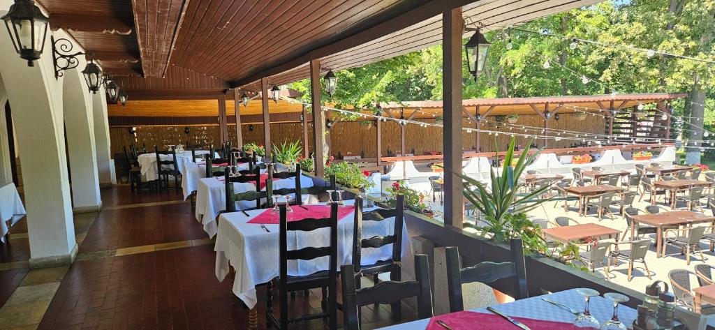 Restaurace v ubytování Ilinca