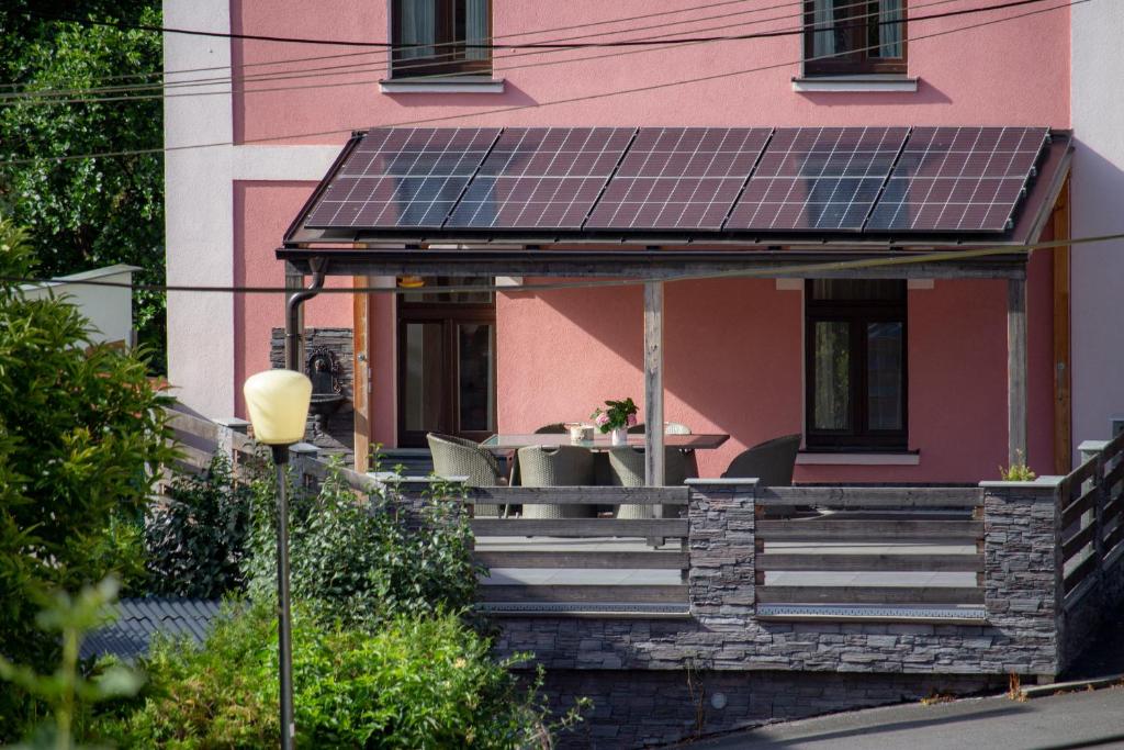 Budova, kde se aparthotel nachází