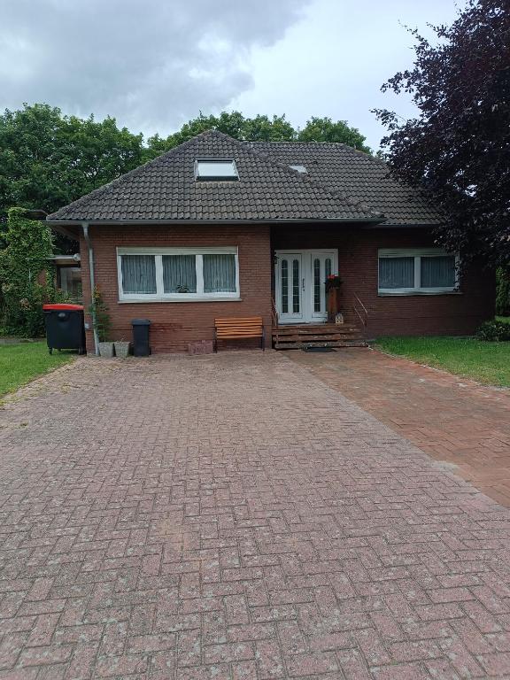 Το κτήριο όπου στεγάζεται  το διαμέρισμα