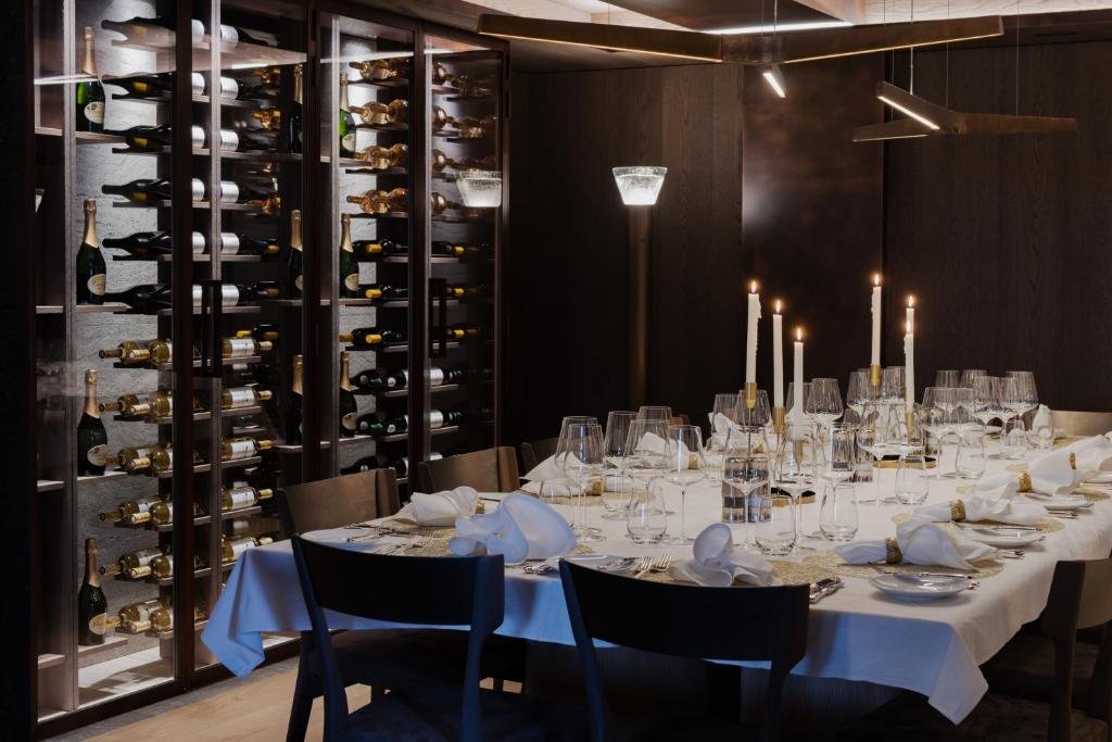 Restaurace v ubytování No 14 Verbier