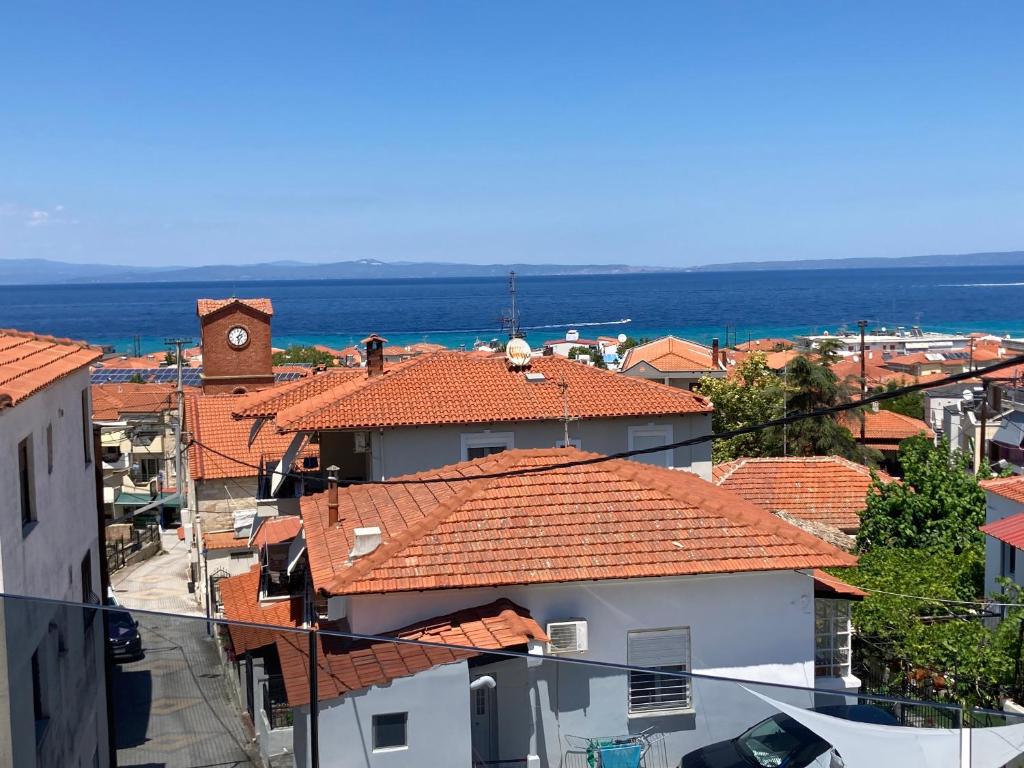 Luka 1 Aparts Polichrono - Studio With Sea View