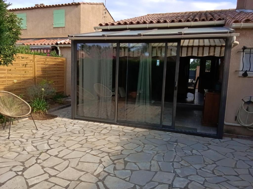 Photo de la galerie de l'établissement Maison entièrement rénovée, à La Londe-les-Maures