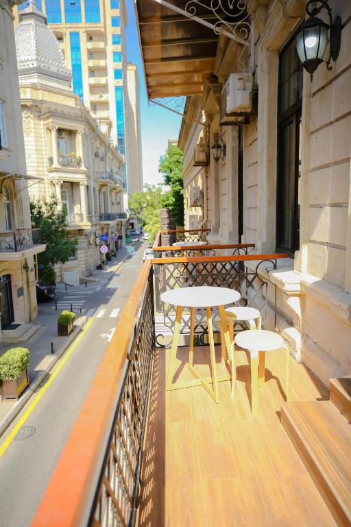 Dionis Coffee Shop Hotel - Family Two-Bedroom Apartment With View