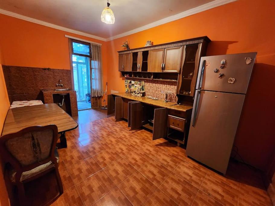 Kuchyň nebo kuchyňský kout v ubytování Tamuna House in Tsikhidziri
