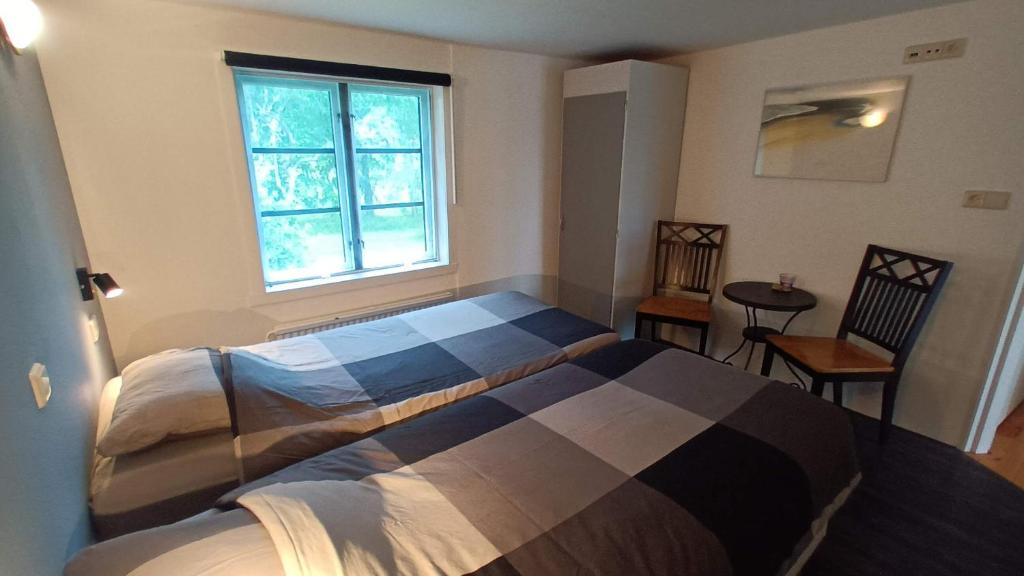 Allemanshem - Twee Slaapkamers Appartement