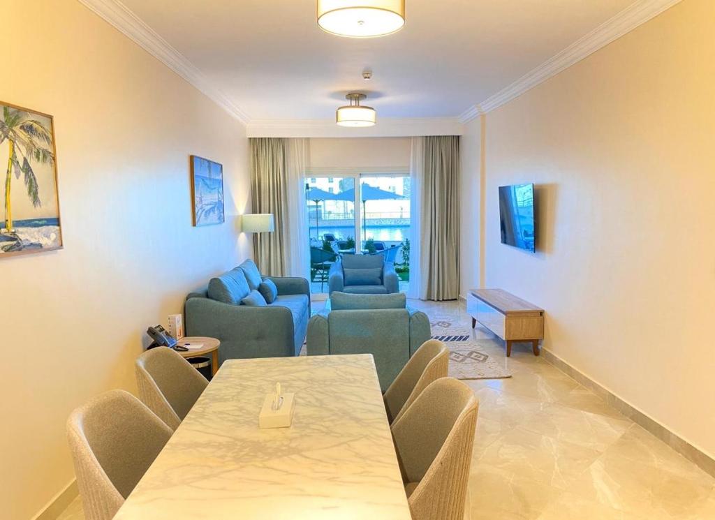 Posezení v ubytování Azur One Eleven Hotel Alamein