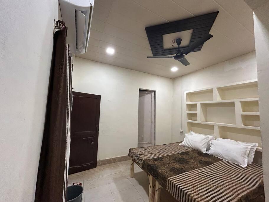 Shree Ji Dham Home Stay Mathura (updated prices 2024) Shree Ji Dham Home Stay Mathura (updated prices 2024)