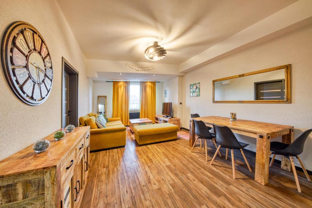 Posedenie v ubytovaní Mahalo Apartment