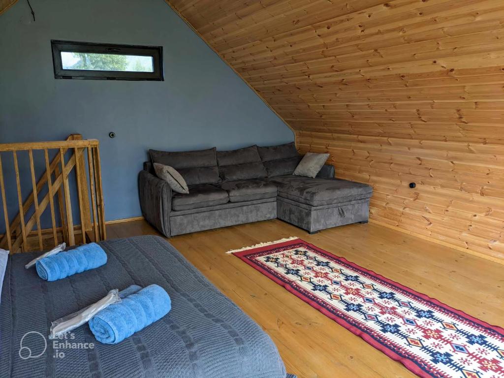 Posezení v ubytování Kazbegi Cottage Memo