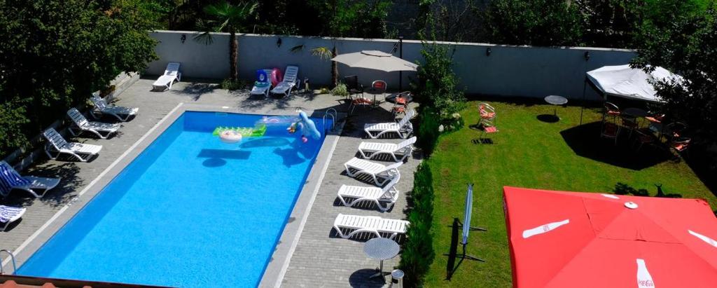 Bazén v ubytování Lagodekhi Inn nebo v jeho okolí