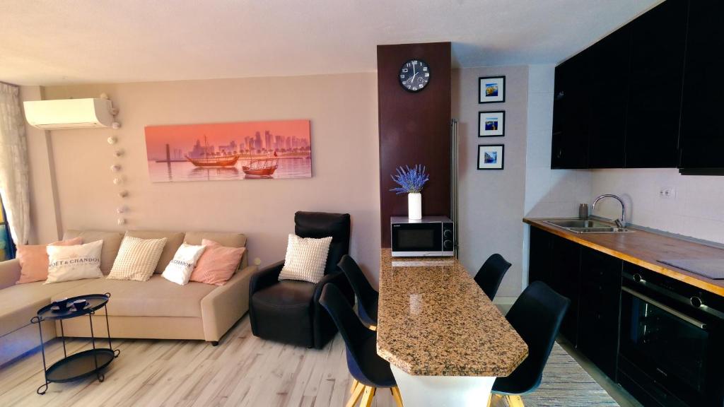 Posezení v ubytování Sofia ocean view free wi-fi check-in 24 hours