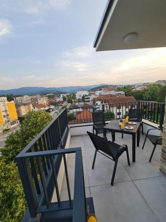 Balkón nebo terasa v ubytování Penthaus apartman NOVAK