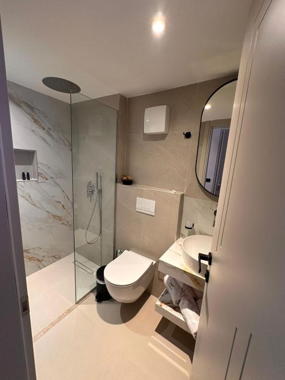 Koupelna v ubytování Z art Hotel