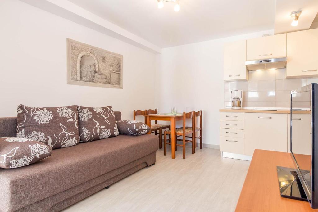 Kuchnia lub aneks kuchenny w obiekcie Apartment MiMa