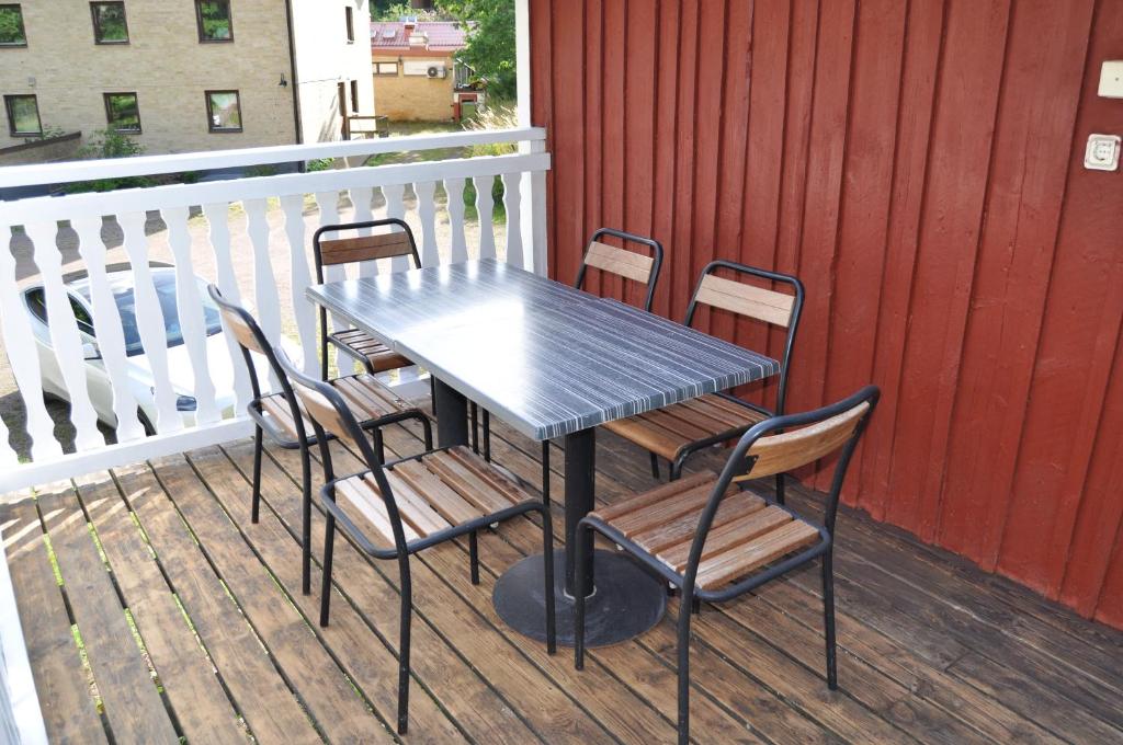 Balkón nebo terasa v ubytování långstorp 200 HÖÖR stugan